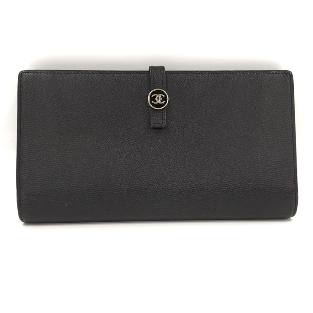 CHANEL(シャネル)のCHANEL 2つ折り 長財布 ロゴ ボタン レザー ブラック レディースのファッション小物(財布)の商品写真