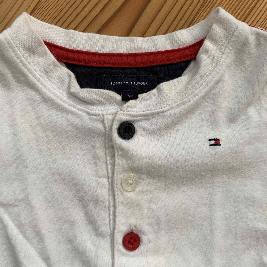 TOMMY HILFIGER(トミーヒルフィガー)のtommy セット キッズ/ベビー/マタニティのベビー服(~85cm)(Ｔシャツ)の商品写真