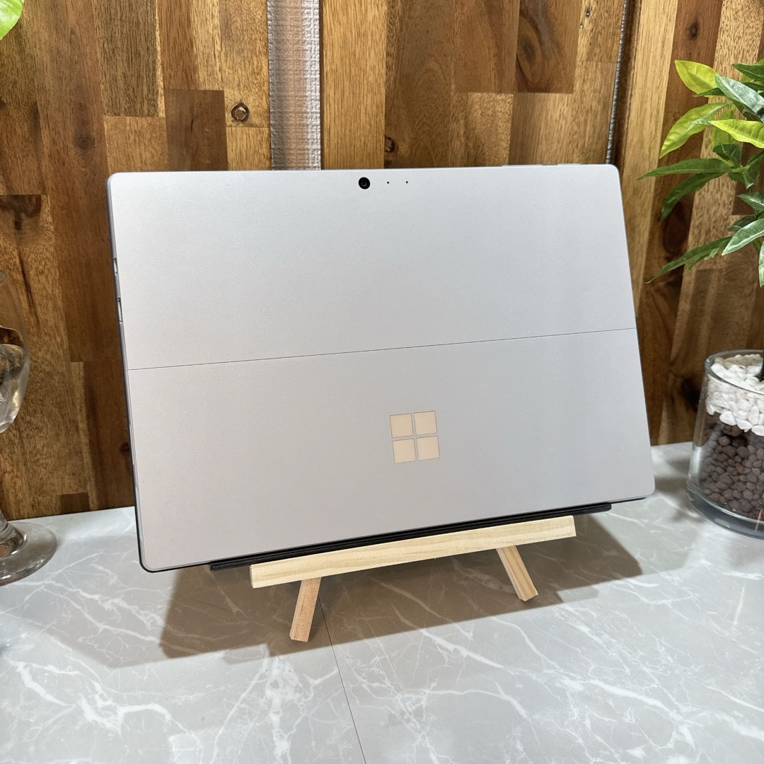 Microsoft(マイクロソフト)の【美品】Surface Pro 6☘️メ8G☘️SSD128G☘️ i5第8世代 スマホ/家電/カメラのPC/タブレット(ノートPC)の商品写真