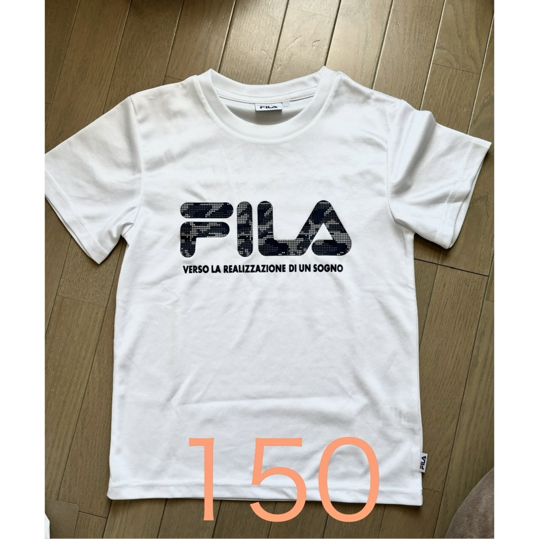 FILA(フィラ)の美品　FILA 半袖シャツ　150 キッズ/ベビー/マタニティのキッズ服男の子用(90cm~)(Tシャツ/カットソー)の商品写真