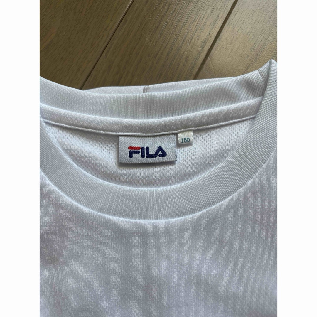 FILA(フィラ)の美品　FILA 半袖シャツ　150 キッズ/ベビー/マタニティのキッズ服男の子用(90cm~)(Tシャツ/カットソー)の商品写真
