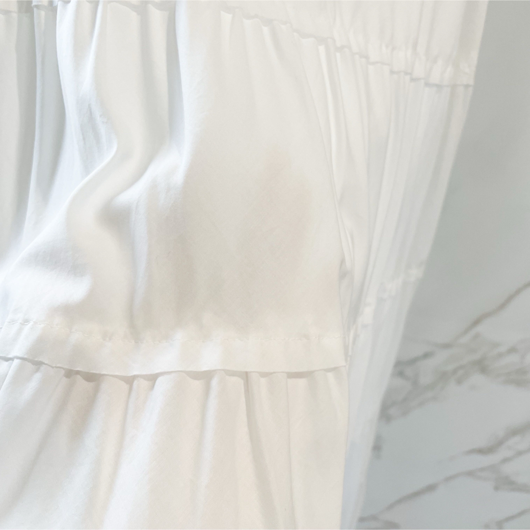 EPOCA(エポカ)の新品 ビアンカEPOCA 白 綿 コットンティアードスカート ロング 38 M レディースのスカート(ロングスカート)の商品写真