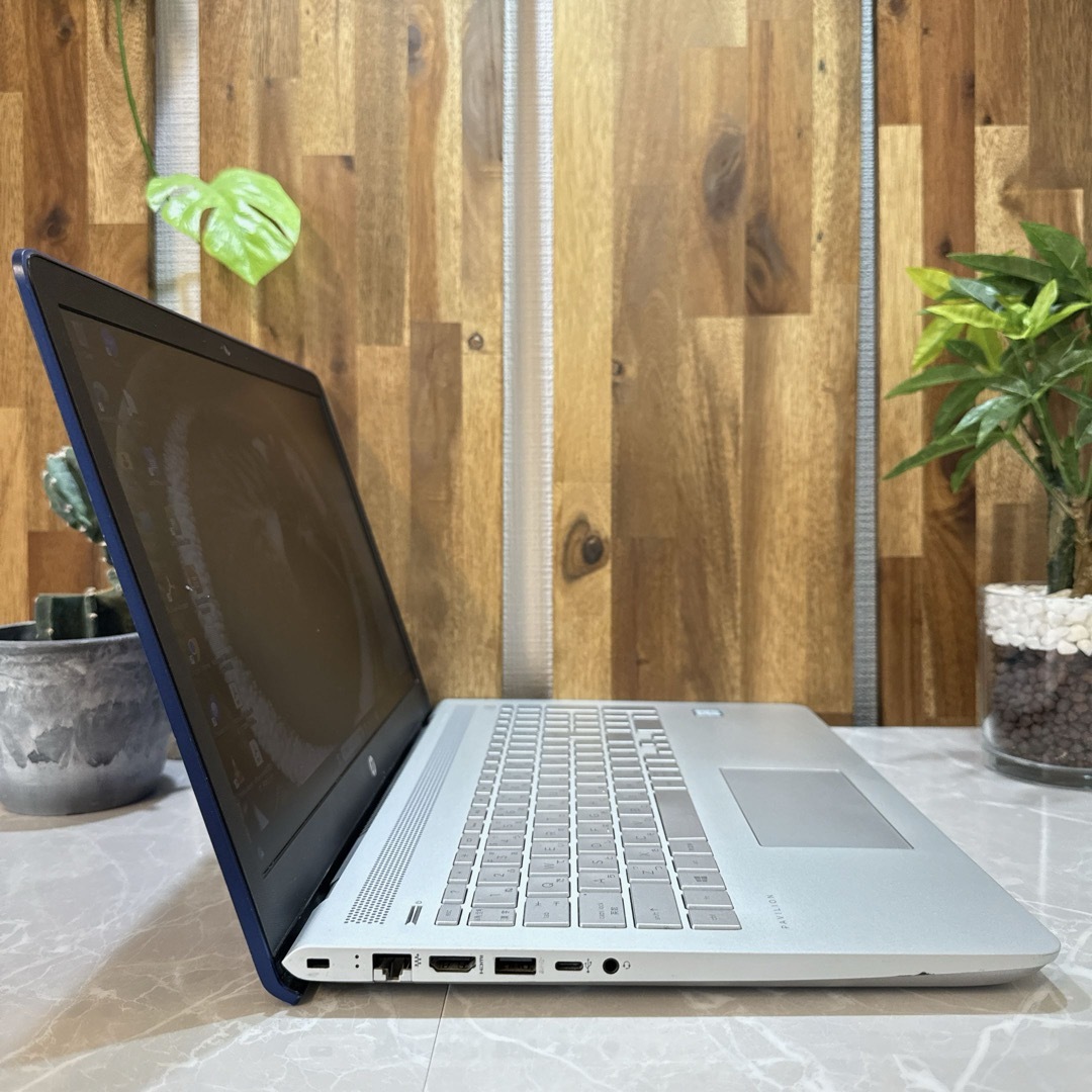 HP(ヒューレットパッカード)のHP Pavilion Laptop☘️i5第8世代☘️SSD1256GB スマホ/家電/カメラのPC/タブレット(ノートPC)の商品写真