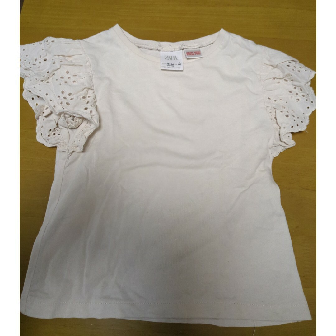 familiar(ファミリア)のfamiliar2枚ZARA1枚 キッズ/ベビー/マタニティのキッズ服女の子用(90cm~)(Tシャツ/カットソー)の商品写真