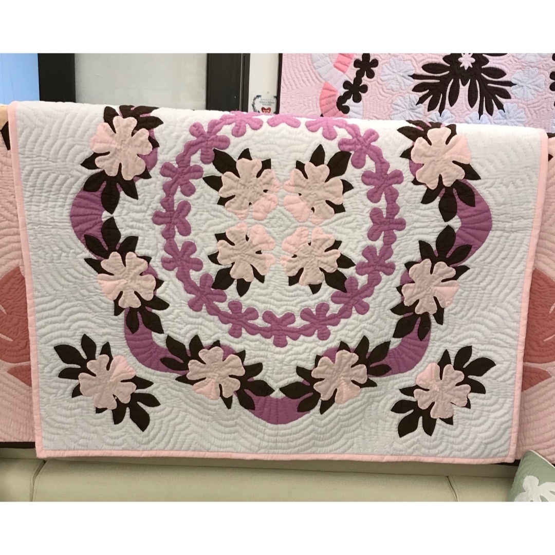 ＜正規品＞イリマレイ♡タペストリー♡105cmx105cm♡ハワイアンキルト♡ ハンドメイドのインテリア/家具(その他)の商品写真