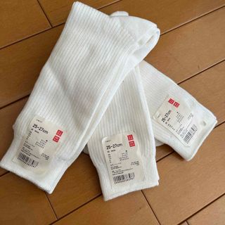 ユニクロ(UNIQLO)の【未使用】ホワイトのメンズソックス3足セット(ソックス)