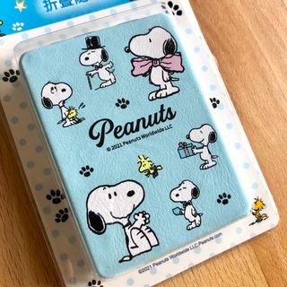 SNOOPY - 【未使用】スヌーピー コンパクトダブルミラー 折りたたみ 手鏡 拡大鏡 折り畳み