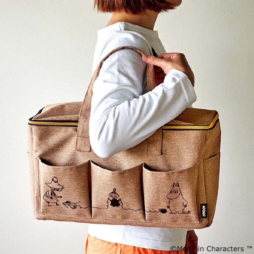 MOOMIN(ムーミン)のムーミン　マルチに使えるBIGなピクニックバッグ　トートバッグ　　万能バッグ レディースのバッグ(トートバッグ)の商品写真