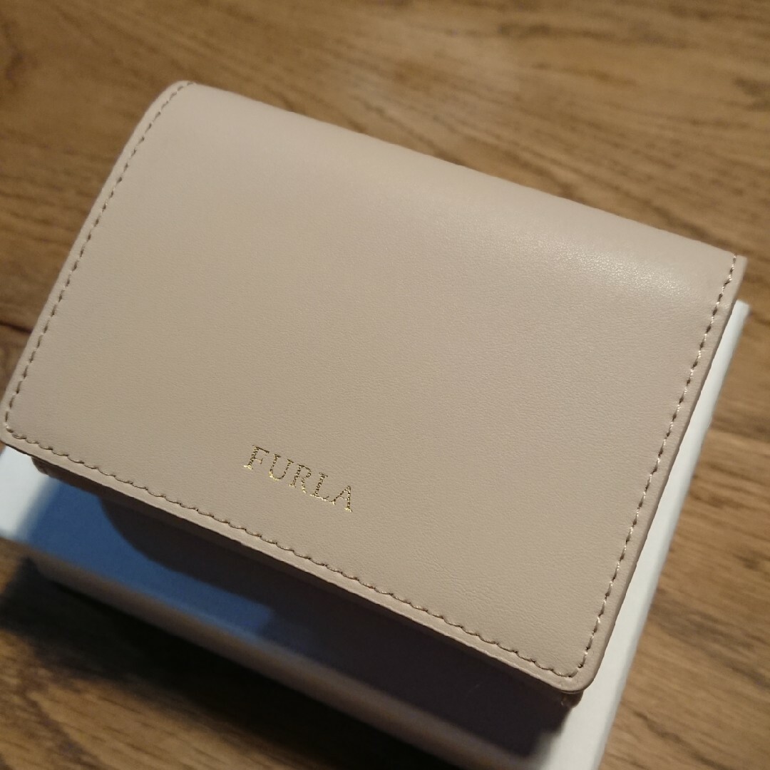 Furla(フルラ)のフルラ 財布 三つ折り財布 ベージュ レディース FURLA PDW6PV5 レディースのファッション小物(財布)の商品写真