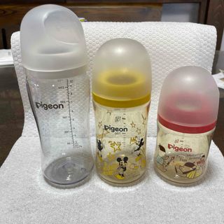 哺乳瓶　プラスチック　中古　3個セット