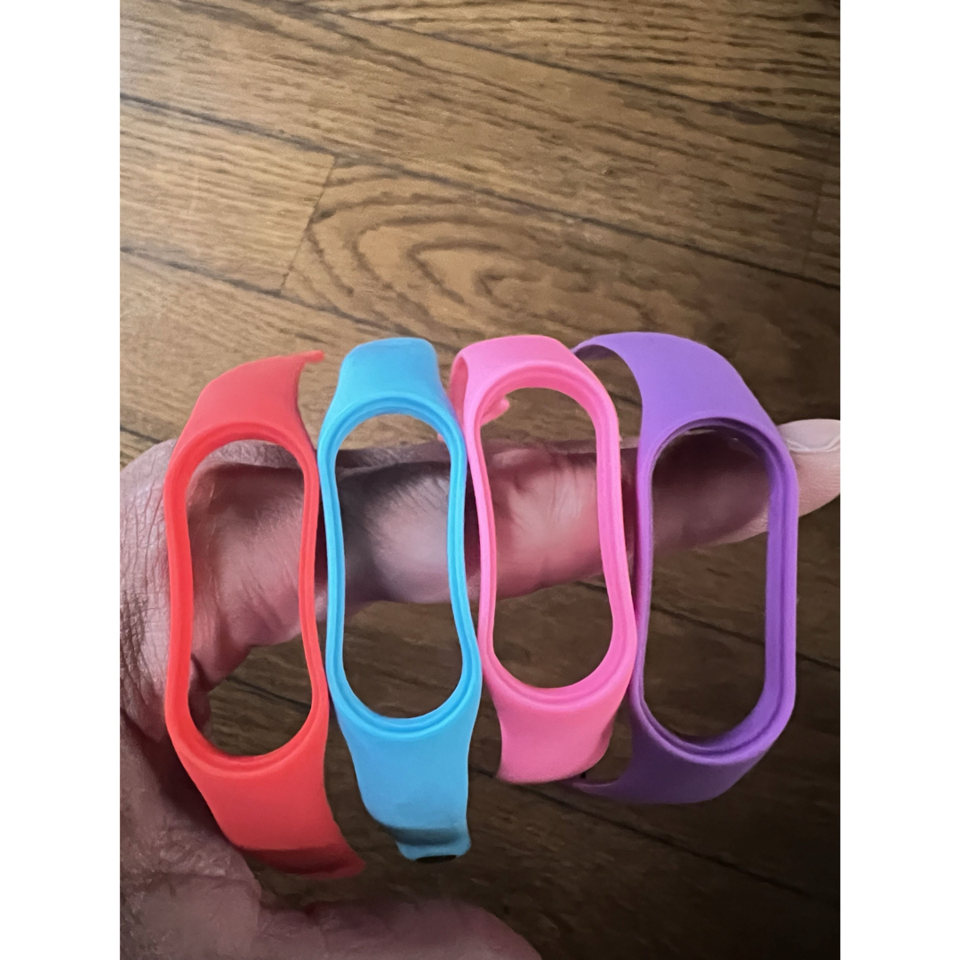 Xiaomi Mi Band 7 バンド 替えベルト シリコン製 交換ベルト スマホ/家電/カメラのスマホ/家電/カメラ その他(その他)の商品写真