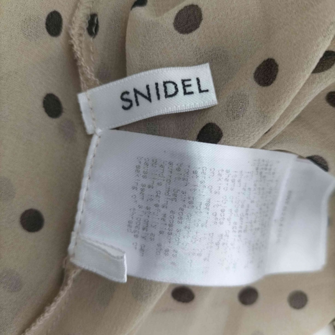 SNIDEL(スナイデル)のsnidel(スナイデル) ドット柄長袖ブラウス レディース トップス レディースのトップス(シャツ/ブラウス(長袖/七分))の商品写真