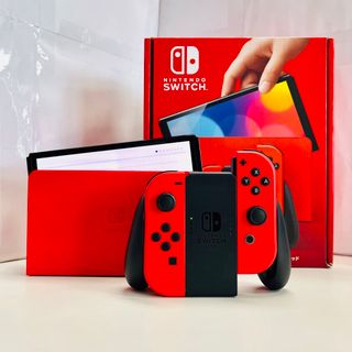 ニンテンドースイッチ(Nintendo Switch)の美品 有機ELモデル Nintendo Switch マリオレッド(家庭用ゲーム機本体)