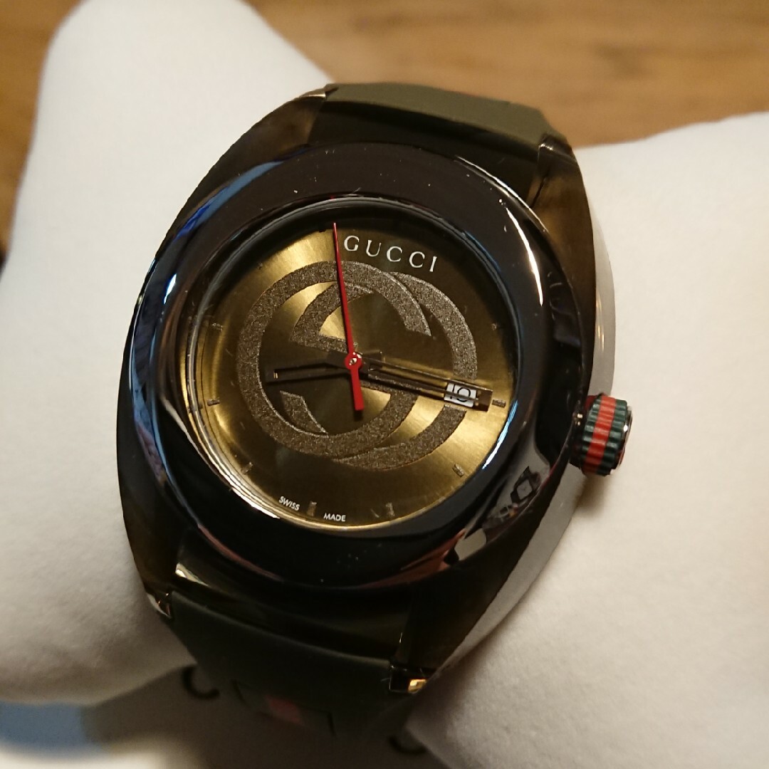 Gucci(グッチ)のGUCCI グッチ シンク 腕時計 電池式 YA137106/137.1 メンズ メンズの時計(腕時計(アナログ))の商品写真