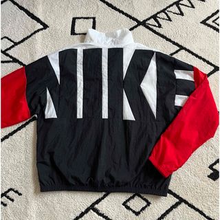 ナイキ(NIKE)の美品　ナイキ NIKE DRIーFIT バスケットウィンドブレーカー  Mサイズ(ナイロンジャケット)