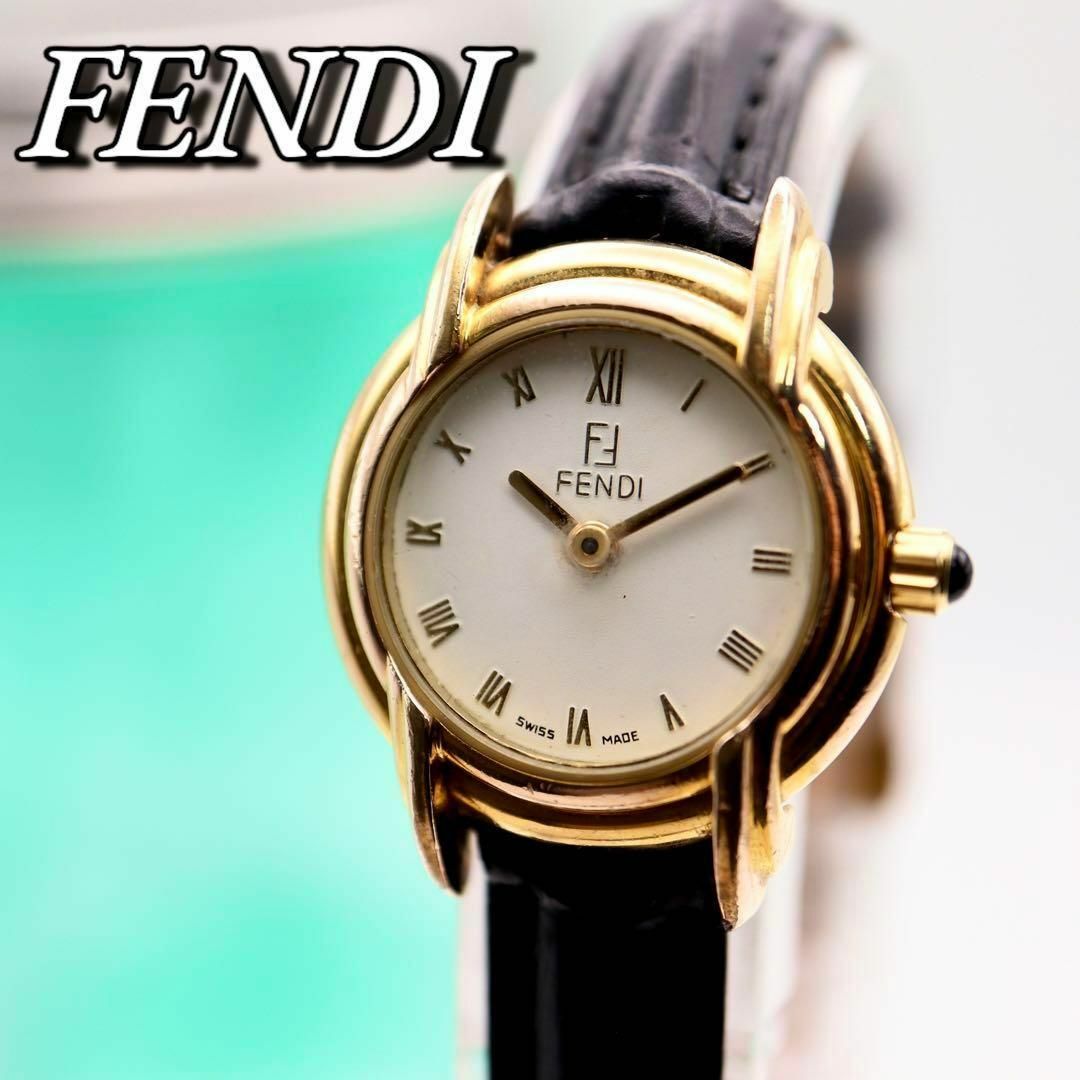 FENDI(フェンディ)のFENDI ゴールド クォーツ レディース腕時計 475 レディースのファッション小物(腕時計)の商品写真