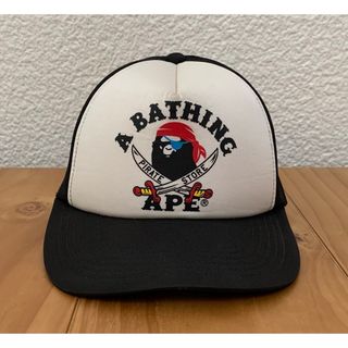 アベイシングエイプ(A BATHING APE)の★激レア★ APE 限定 カレッジ ロゴ 大猿 メッシュキャップ キャップ(キャップ)