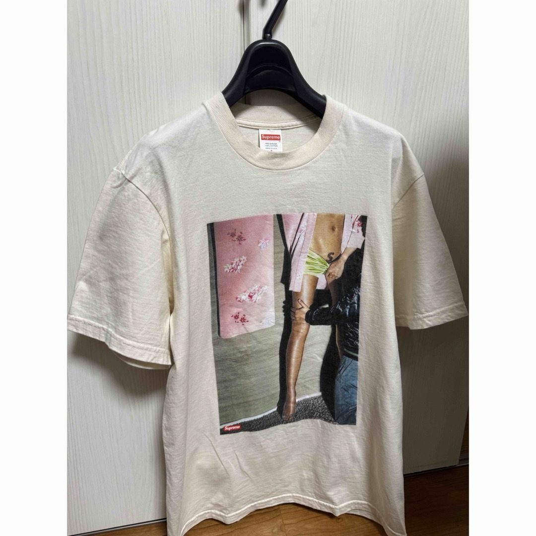 Supreme(シュプリーム)のSupreme Model Tee "Natural" Sサイズ メンズのトップス(Tシャツ/カットソー(半袖/袖なし))の商品写真