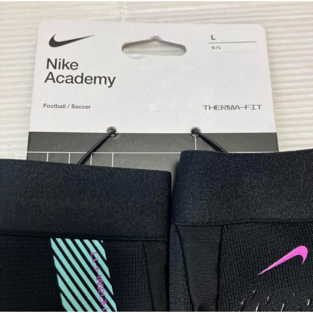 NIKE(ナイキ)の送料無料 新品 NIKE THERMA-FIT ACADEMY グローブ L メンズのファッション小物(手袋)の商品写真