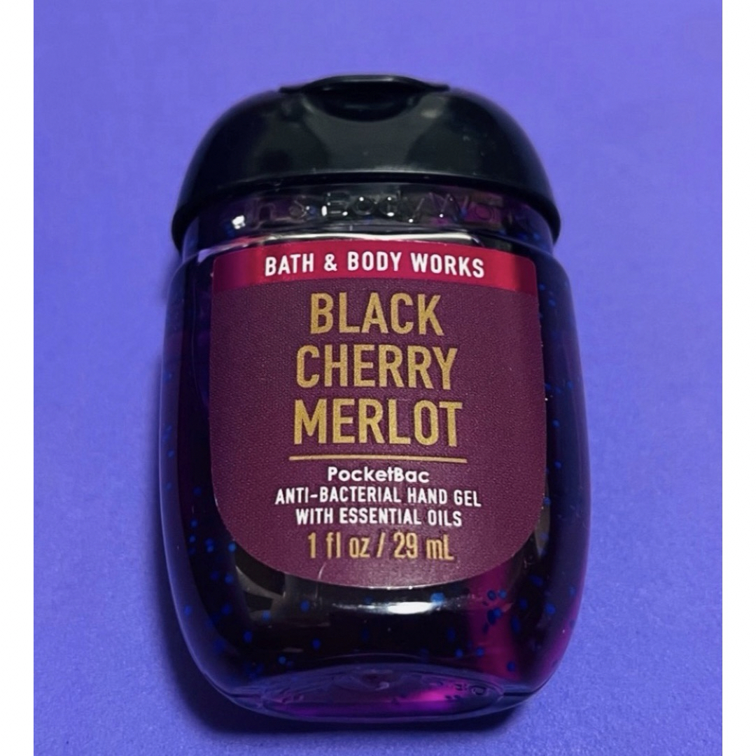 Bath & Body Works(バスアンドボディーワークス)の新品.正規】 バスアンドボディワークス　ハンドジェル　ブラックチェリー　29m コスメ/美容のボディケア(ハンドクリーム)の商品写真