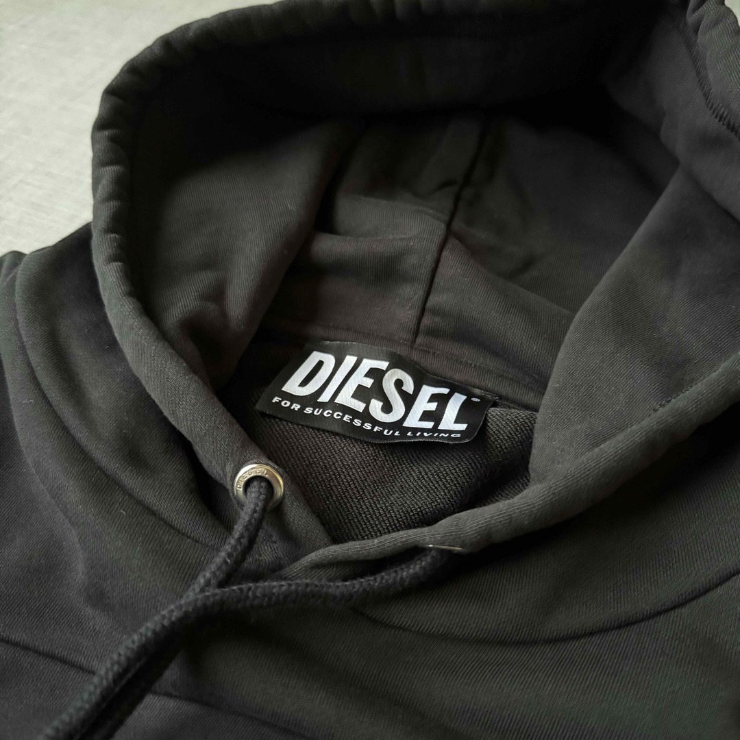 DIESEL(ディーゼル)の極美品 20ss DIESEL GR8 FR2 コラボパーカー L メンズのトップス(パーカー)の商品写真