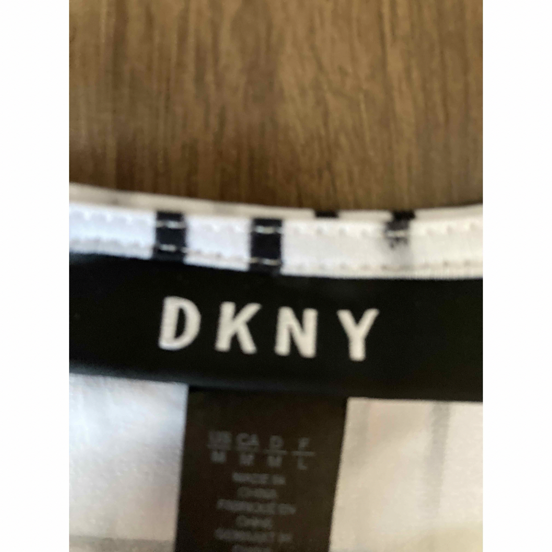 DKNY(ダナキャランニューヨーク)のDKNY  アシメトリーカットソー メンズのトップス(Tシャツ/カットソー(半袖/袖なし))の商品写真