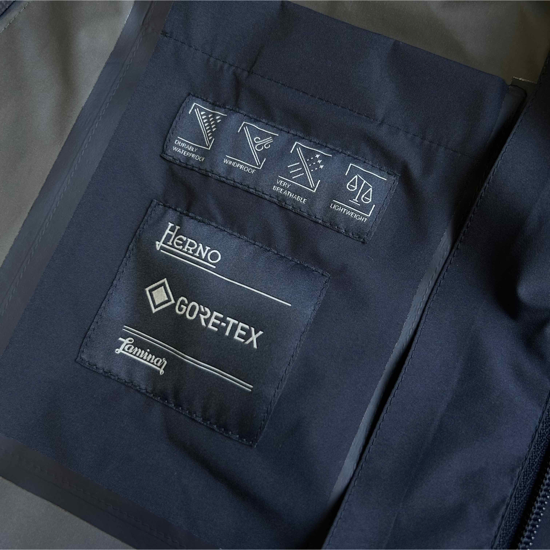 HERNO(ヘルノ)の新品 HERNO ヘルノ 高機能 GORE-TEX ステンカラーコート 50 メンズのジャケット/アウター(ステンカラーコート)の商品写真