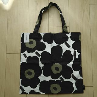 marimekko - マリメッコウニッコトートバック　エコバッグ 黒花