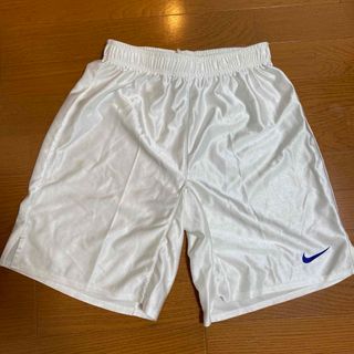 ナイキ(NIKE)のNIKE ナイキ 正規品　白　ベーシックゲームハーフパンツ ショートパンツ(ウェア)