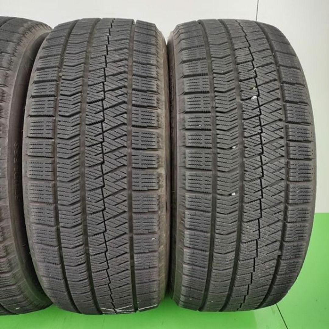 BRIDGESTONE 215/45R17 BLIZZAK 4本 YW423 自動車/バイクの自動車(タイヤ)の商品写真