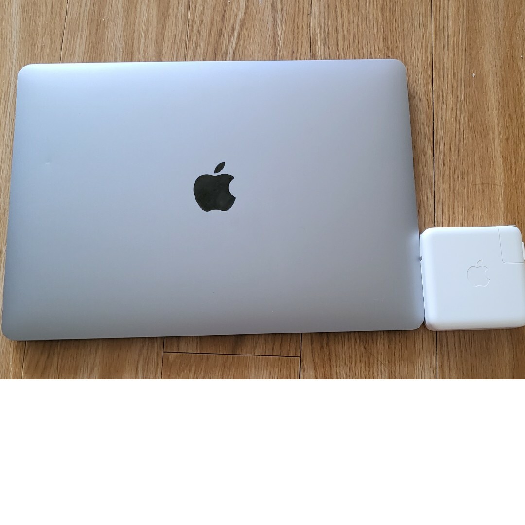 Apple(アップル)のmacbook pro 13インチ  2018 16gb 516gb スマホ/家電/カメラのPC/タブレット(ノートPC)の商品写真