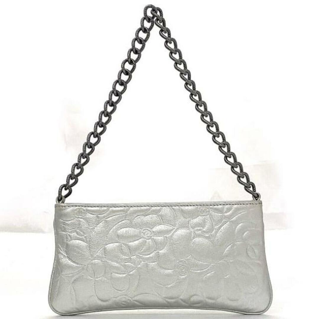 CHANEL - シャネル アクセサリーポーチ シルバー カメリア レア CHANEL - シャネル アクセサリーポーチ シルバー カメリア レア