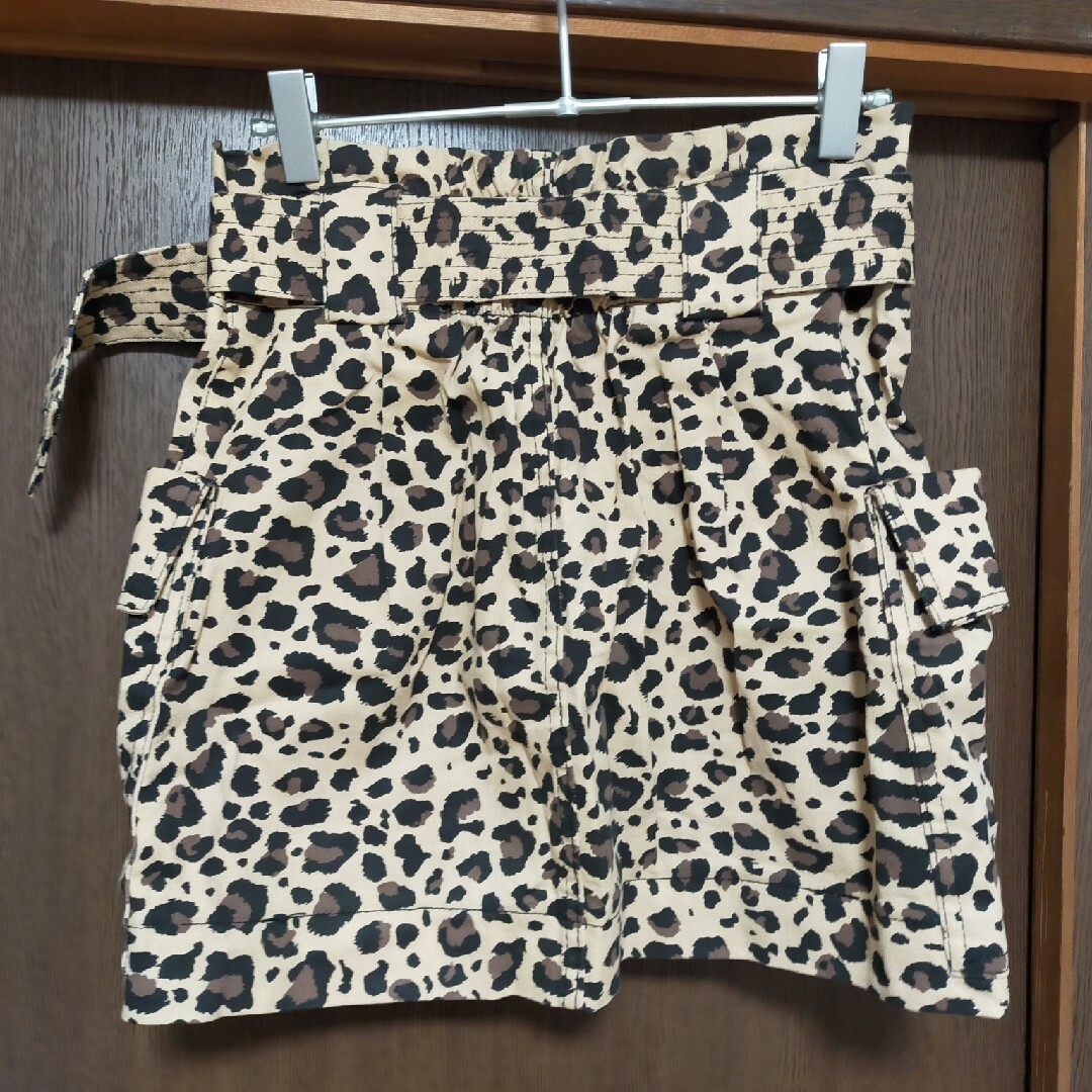 Bershka(ベルシュカ)のレオパードミニスカート レディースのスカート(ミニスカート)の商品写真