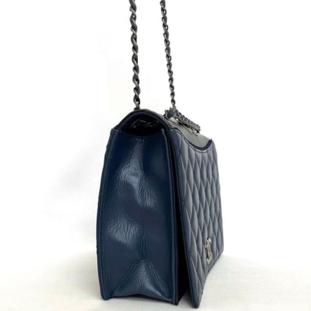 CHANEL - シャネル チェーン ショルダーバッグ ネイビー CHANEL - シャネル チェーン ショルダーバッグ ネイビー