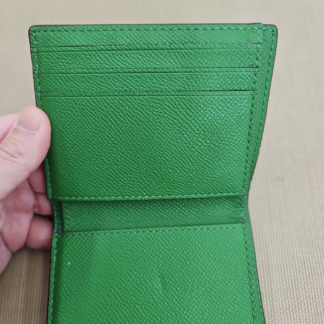 COACH(コーチ)の土日限定売り切りsale‼️COACHレアなグリーンの3つ折り財布 レディースのファッション小物(財布)の商品写真