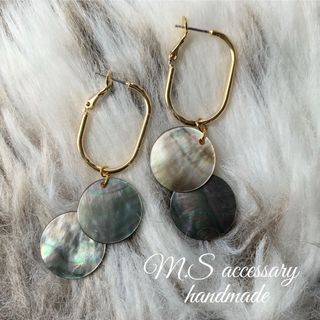 blackシェル＊フープピアス(ピアス)