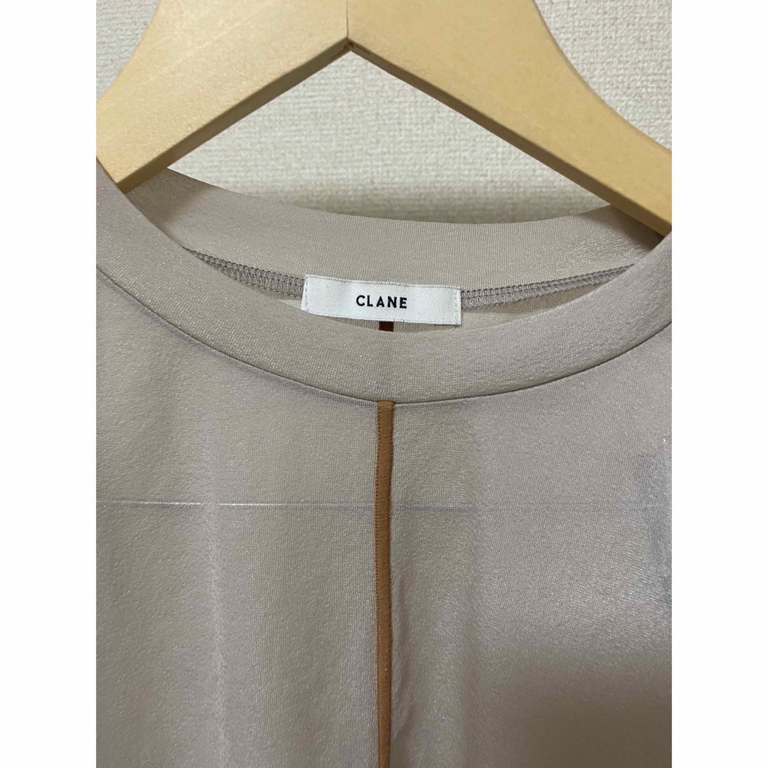 CLANE(クラネ)の【美品】CLANE SOLID SLEEVE SHEER アイボリー レディースのトップス(シャツ/ブラウス(長袖/七分))の商品写真