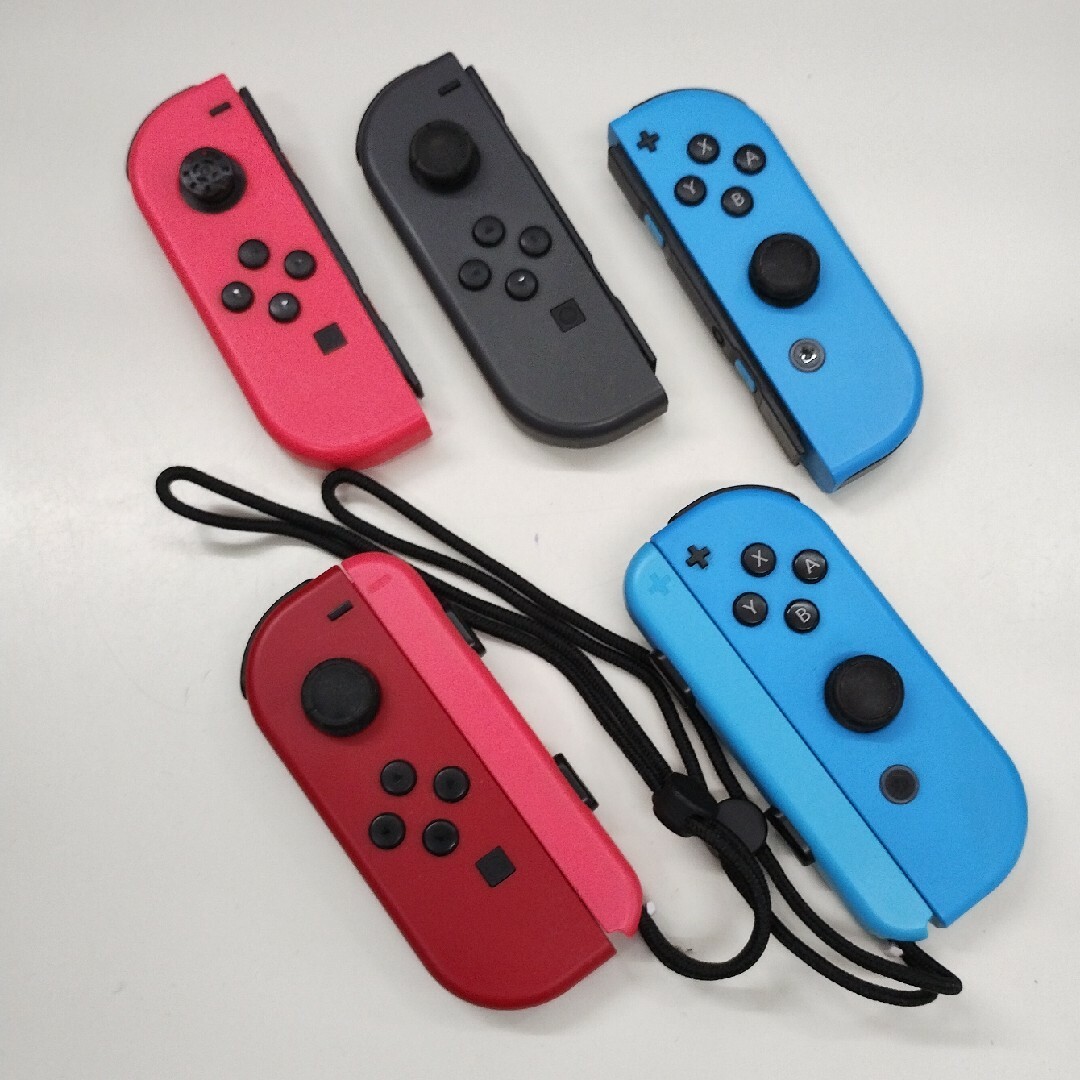 NINTENDO　Switch　コントローラー　まとめ売り　セット エンタメ/ホビーのゲームソフト/ゲーム機本体(その他)の商品写真