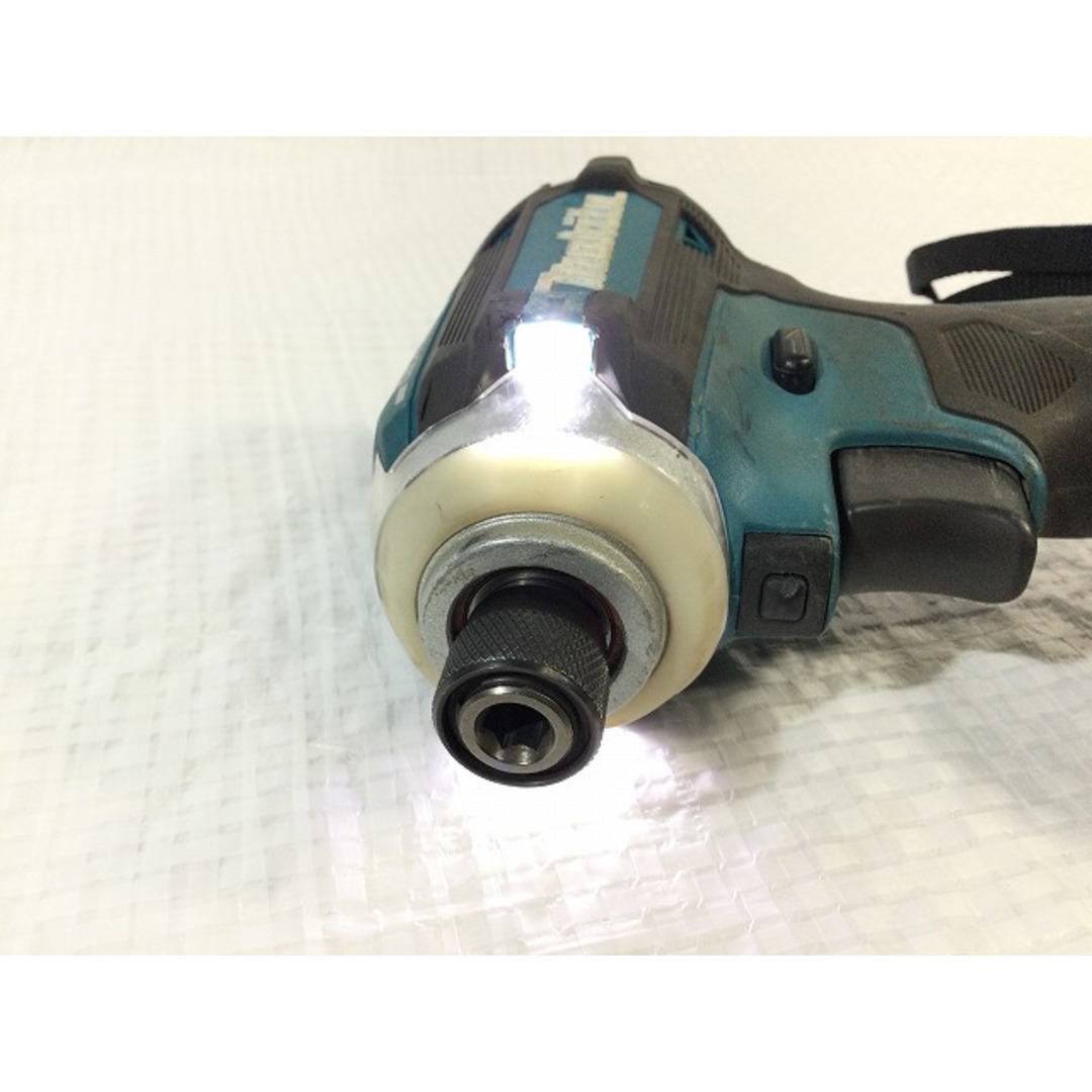 Makita(マキタ)の☆比較的綺麗☆makita マキタ 18V 充電式インパクトドライバー TD171DRGX 青 バッテリー2個(18V6.0Ah) 充電器 ケース付 コードレス 90481 自動車/バイクのバイク(工具)の商品写真