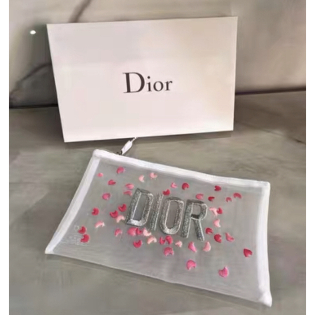 Christian Dior(クリスチャンディオール)の【新品】ディオール 正規ノベルティ 化粧ポーチ   レディースのファッション小物(ポーチ)の商品写真