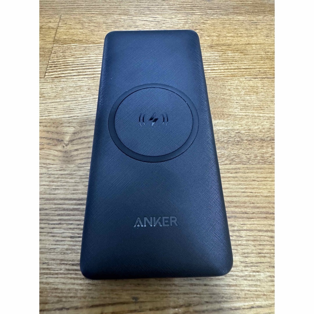 Anker(アンカー)のAnker PowerCore III 10000 Wireless ブラック スマホ/家電/カメラのスマートフォン/携帯電話(バッテリー/充電器)の商品写真