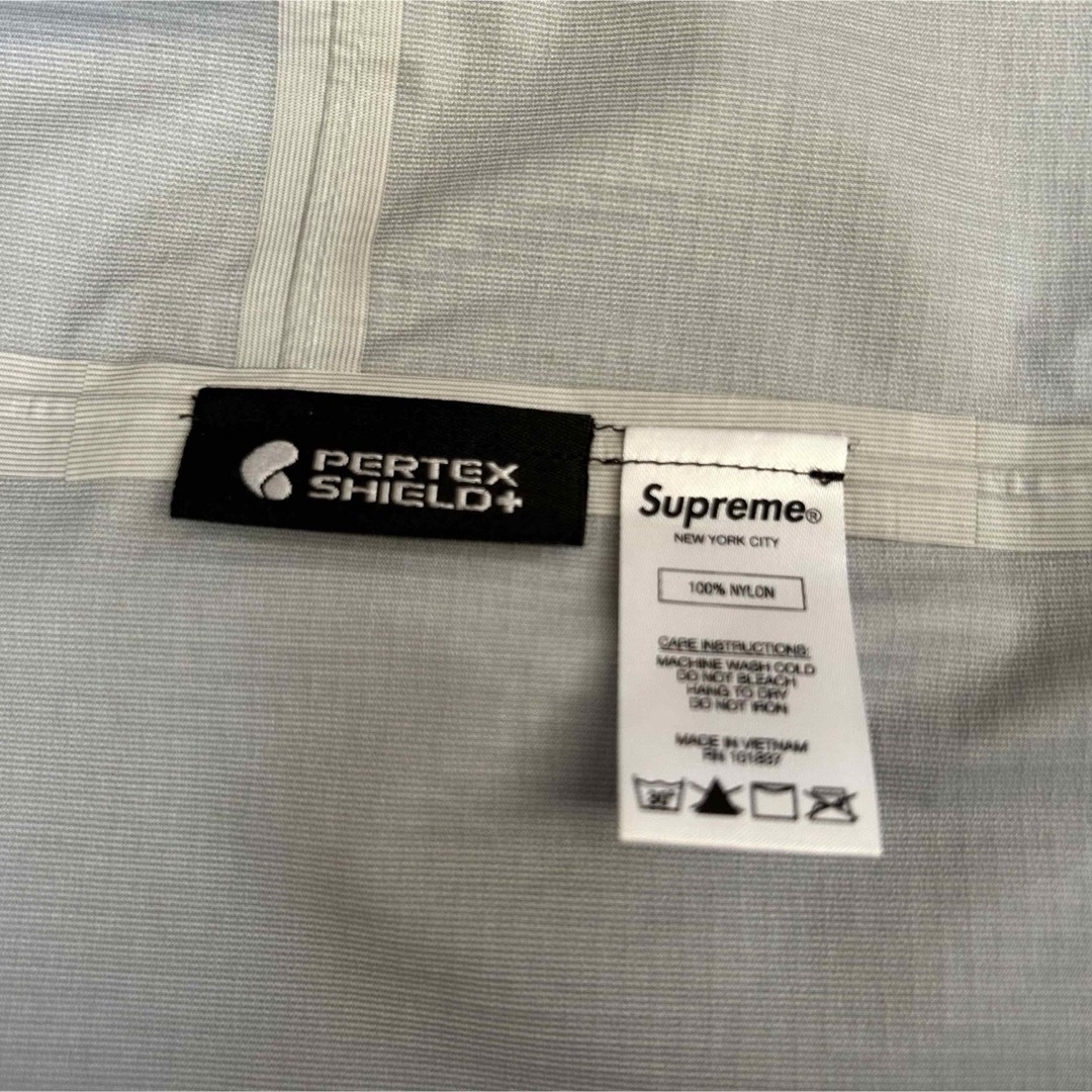 Supreme(シュプリーム)のシュプリームナイロンジャケット メンズのジャケット/アウター(ナイロンジャケット)の商品写真