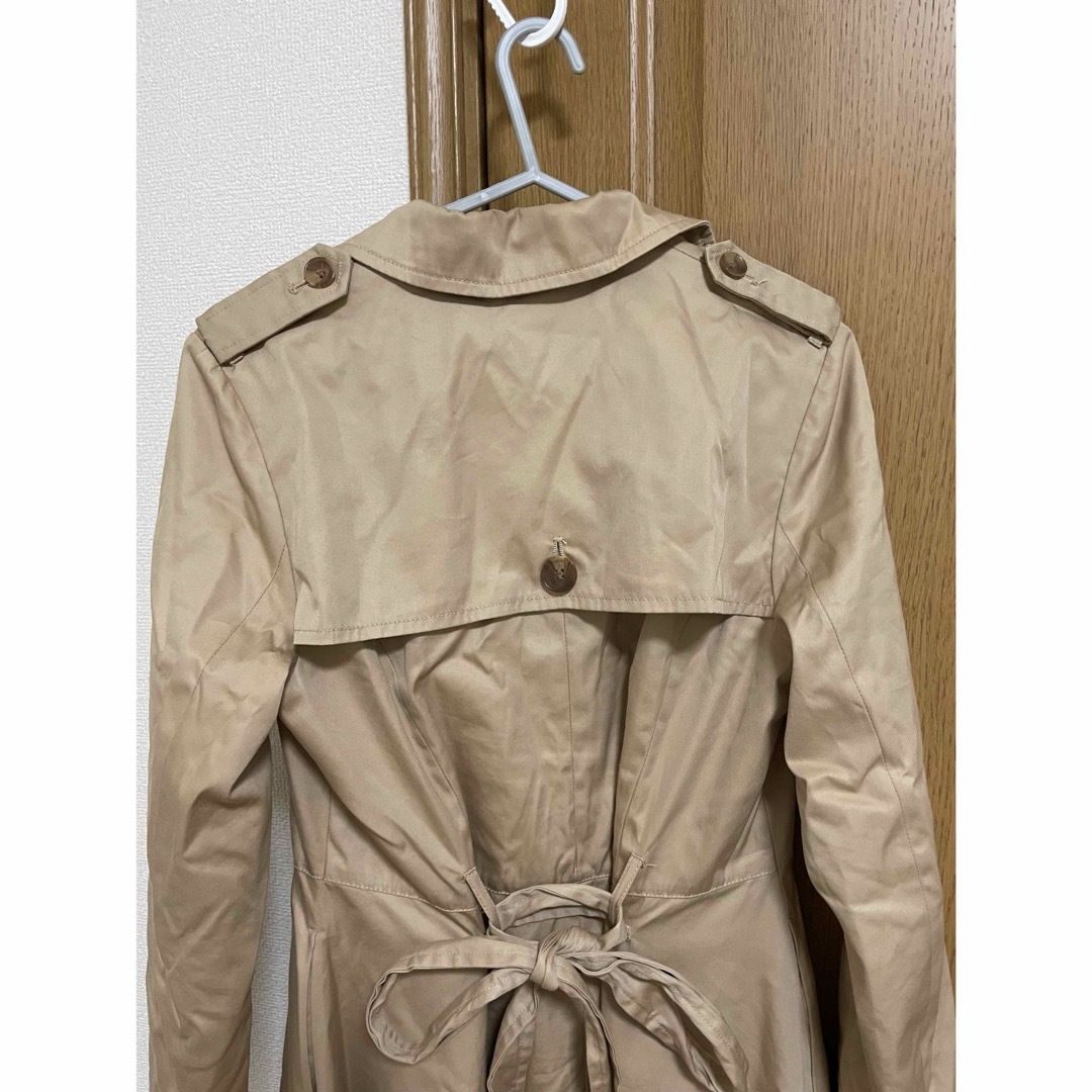(5月末まで)トレンチコート ベージュ レディースのジャケット/アウター(トレンチコート)の商品写真