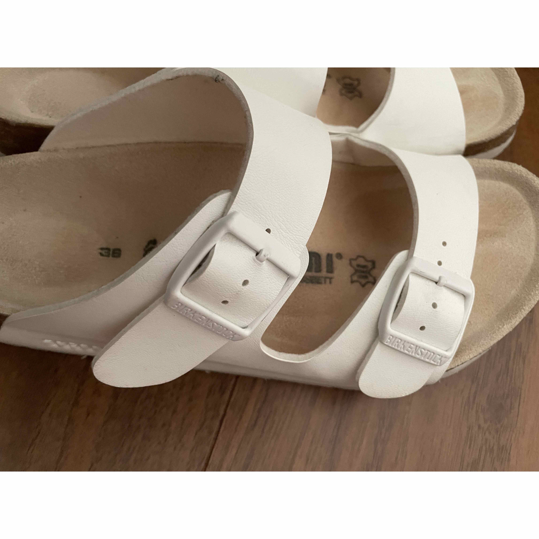 BIRKENSTOCK(ビルケンシュトック)の箱有 ビルケンシュトック TATAMI ホワイト ベルトサンダル 36 EVA レディースの靴/シューズ(サンダル)の商品写真