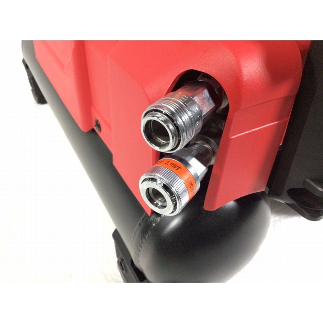 ☆箱なし未使用品☆MAX マックス 高圧取出口 4口 エアコンプレッサー AK-HH1310E 赤/レッド 45気圧 AIモード Bluetooth搭載 90583 自動車/バイクのバイク(工具)の商品写真