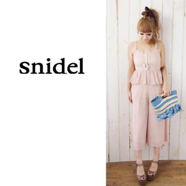 SNIDEL - スナイデル♡フリルロンパース