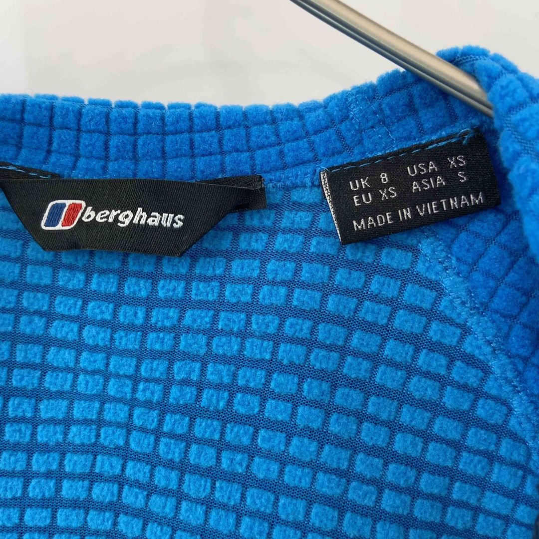 berghaus(バーグハウス)のberghaus バーグハウス レディース パーカー　裏地フリース　青 レディースのトップス(パーカー)の商品写真