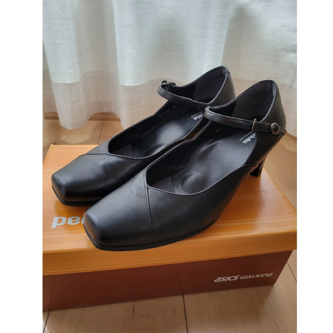 Pedala（asics）(ペダラ)のペダラ pedala 黒 パンプス 24.5EEE レディースの靴/シューズ(ハイヒール/パンプス)の商品写真