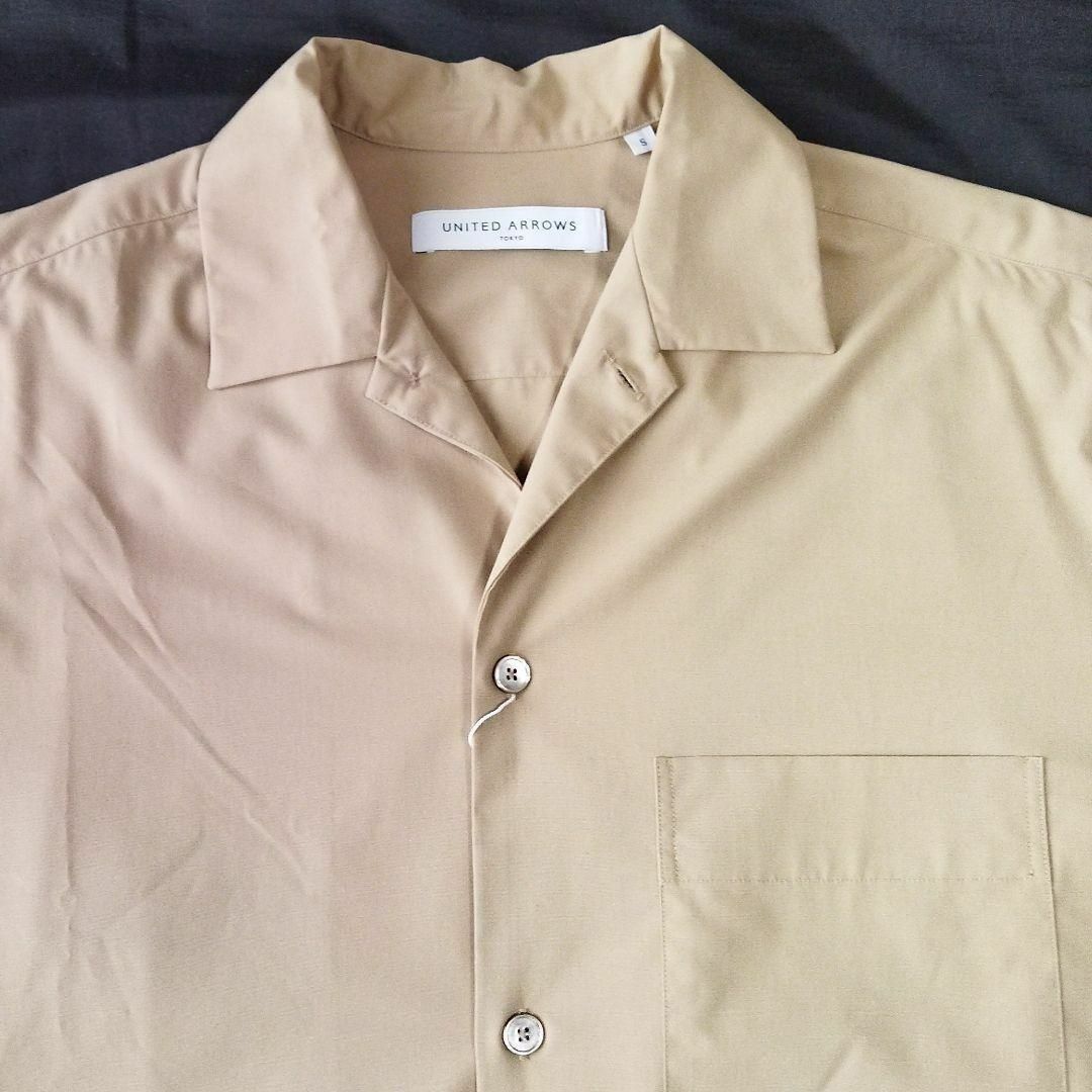 UNITED ARROWS(ユナイテッドアローズ)の【未使用】ギャザー 1ポケット シャツ S【 BEIGE 】ユナイテッドアローズ メンズのトップス(シャツ)の商品写真