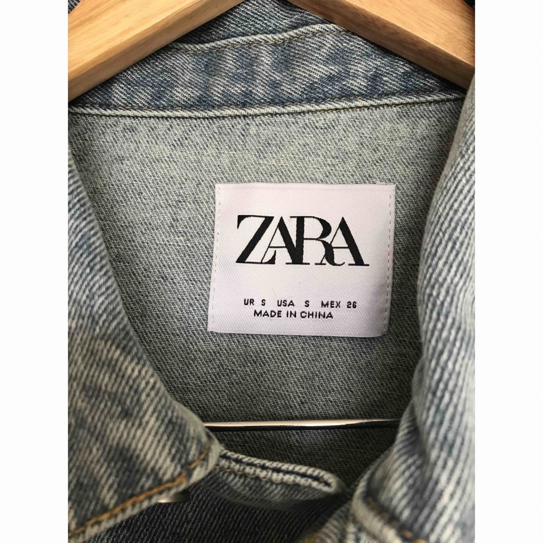 ZARA(ザラ)のZARA オーバーサイズ デニムジャケット レディースのジャケット/アウター(Gジャン/デニムジャケット)の商品写真